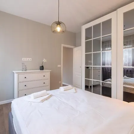 Designer&cozy 2bd Flat With A Parking In The Center By Flat Mаnager * София