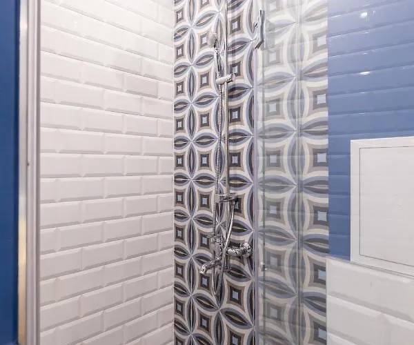 Designer & Cozy 2bd Flat With A Parking In The Center By Flat Mаnager דירה