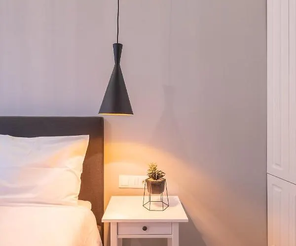 Designer & Cozy 2bd Flat With A Parking In The Center By Flat Mаnager סופיה