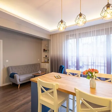 Designer & Cozy 2bd Flat With A Parking In The Center By Flat Mаnager Lägenhet *