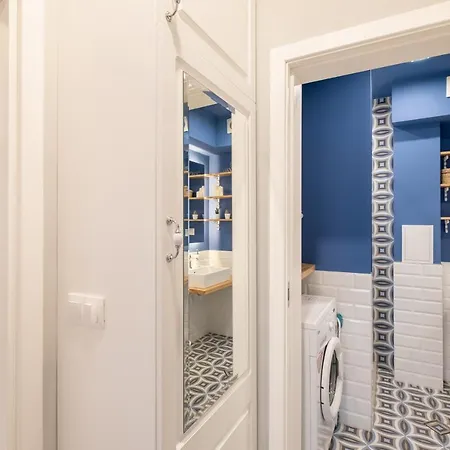 Designer & Cozy 2bd Flat With A Parking In The Center By Flat Mаnager Appartamento