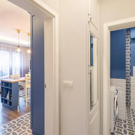 Apartment Designer & Cozy 2bd Flat With A Parking In The Center By Flat Mаnager