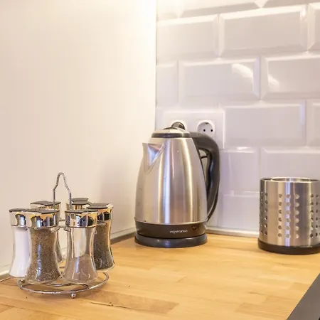 Designer & Cozy 2bd Flat With A Parking In The Center By Flat Mаnager *