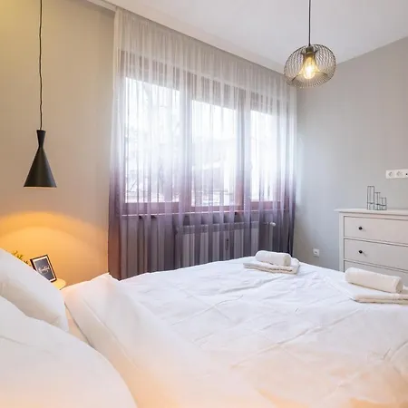 Designer & Cozy 2bd Flat With A Parking In The Center By Flat Mаnager Apartmán *