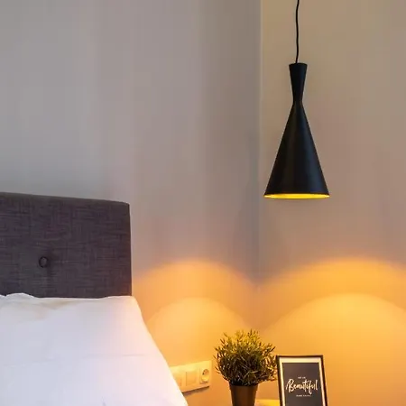 Designer & Cozy 2bd Flat With A Parking In The Center By Flat Mаnager Apartment