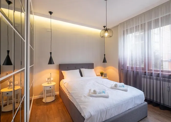 Апартамент Designer & Cozy 2bd Flat With A Parking In The Center By Flat Mаnager София