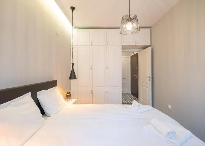 Designer & Cozy 2bd Flat With A Parking In The Center By Flat Mаnager Апартамент *