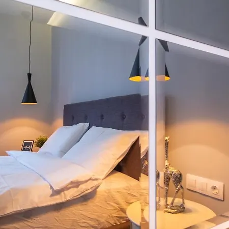 Designer & Cozy 2bd Flat With A Parking In The Center By Flat Mаnager Sofya