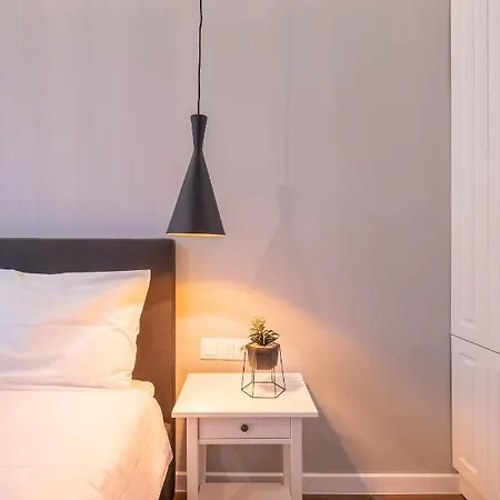 Designer & Cozy 2bd Flat With A Parking In The Center By Flat Mаnager Sofya