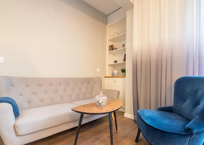 شقة Designer & Cozy 2bd Flat With A Parking In The Center By Flat Mаnager صوفيا