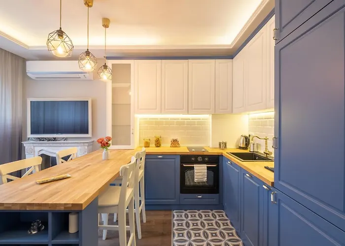 Designer & Cozy 2bd Flat With A Parking In The Center By Flat Mаnager *