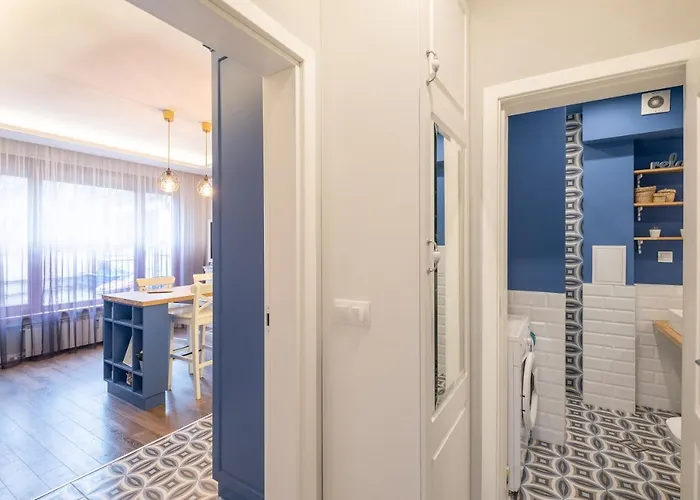 شقة Designer & Cozy 2bd Flat With A Parking In The Center By Flat Mаnager